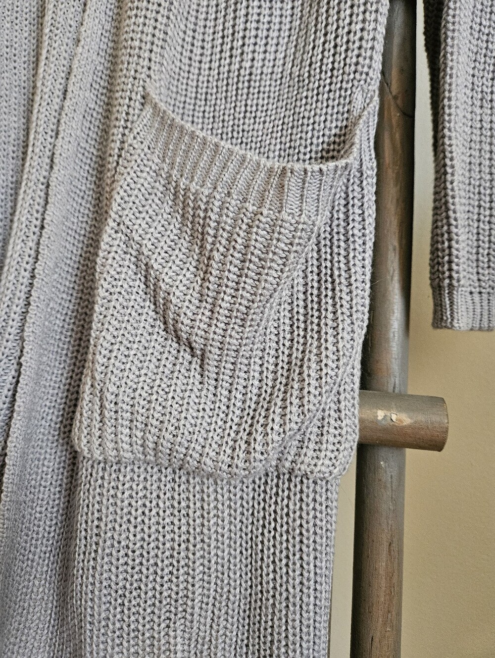 Francesca's Light Gray Open-Front Knit Cardigan with Pockets - Picture 2 of 11